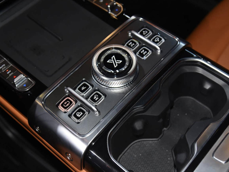 25 万级搅局者?纵横 G700 改写进口豪华 SUV 规则