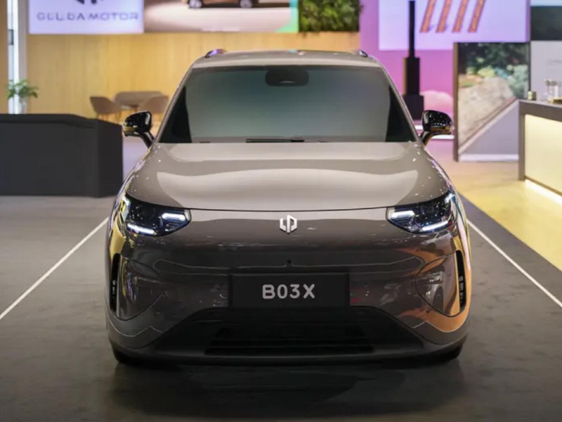 零跑 A10 亮相布鲁塞尔车展 海外命名 B03X 推进全球化