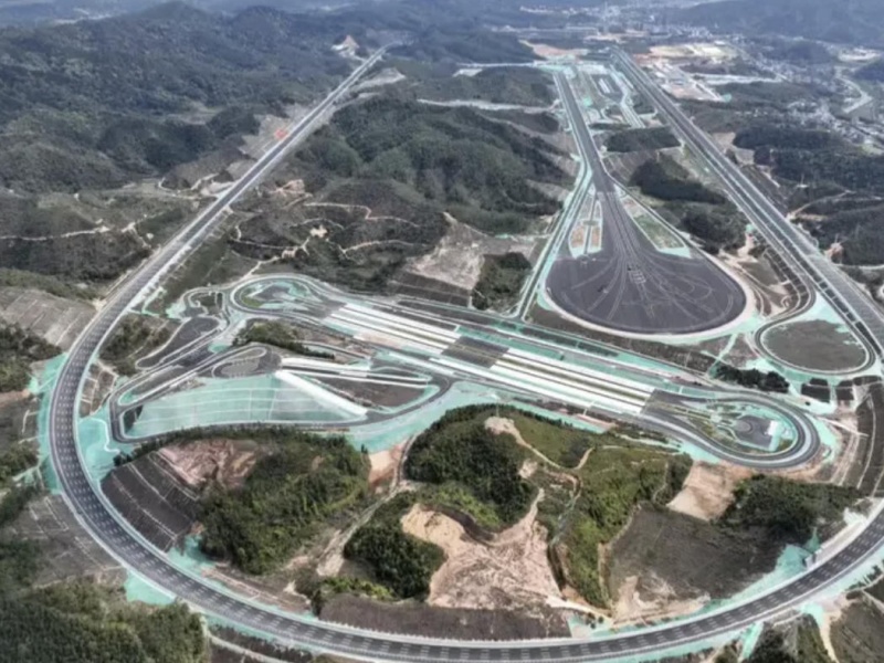 中国汽研南方试验场投用 国内首个路空一体测试基地