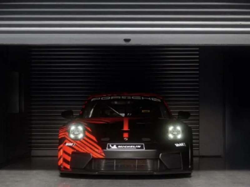 Porsche Unveils 911 GT4 R, First 911-Based GT4 Customer Race Car