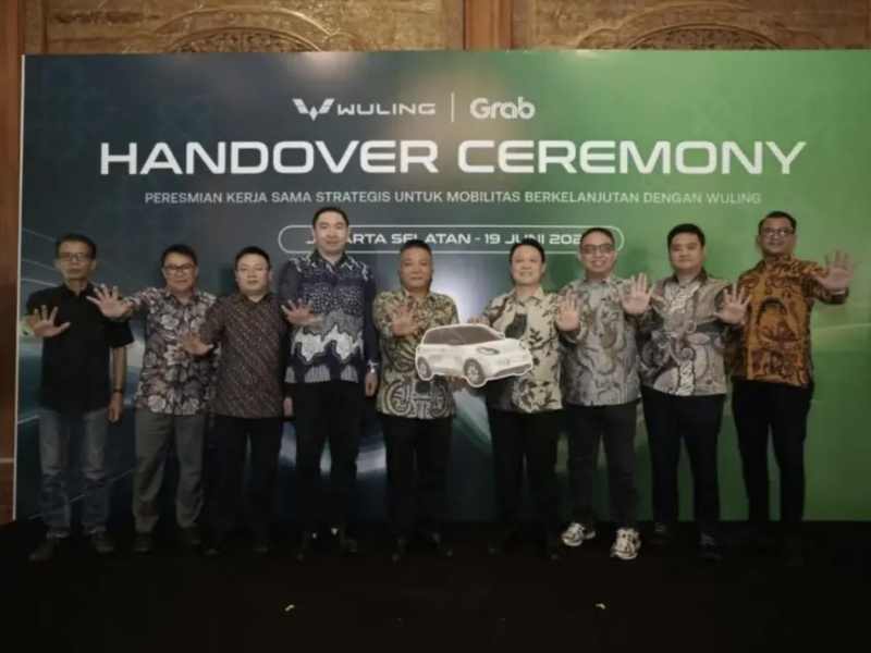 Wuling Indonesia Partners With Grab to Deploy Bingguo EV Fleet