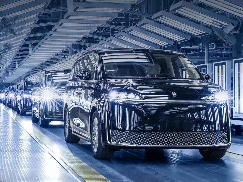 智界V9第2万台交付 刷新50万级MPV最快交付纪录