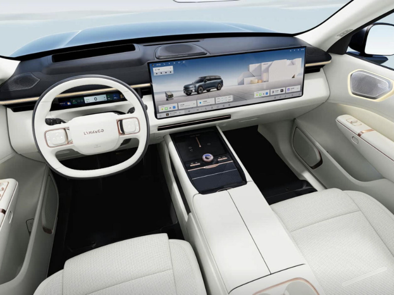 280,000 RMB Starting Price: A New Luxury Option? Lynk & Co 900 Comparative Analysis