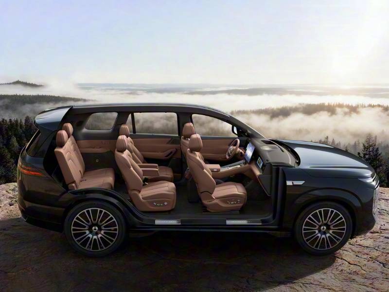 15 Million Units Witness China\'s Speed! Denza N8L Aims for Global New Energy Pinnacle