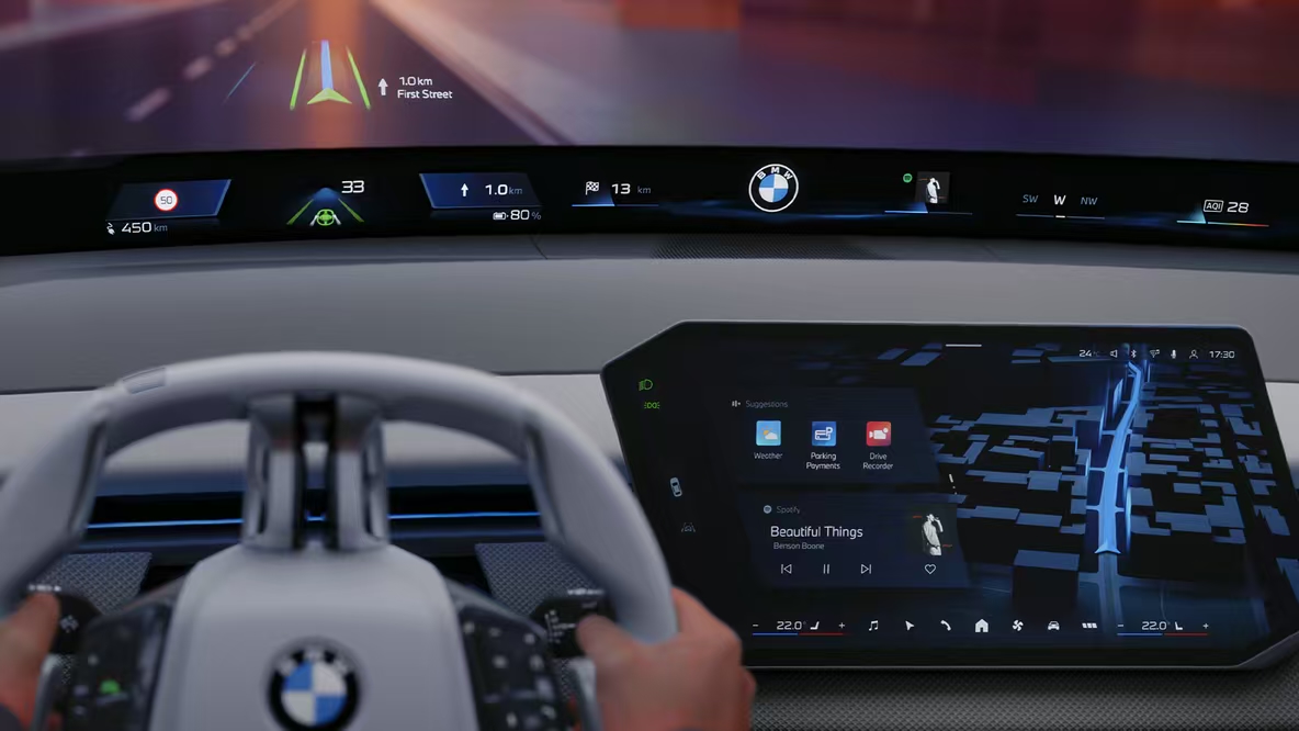 BMW iX3 нового поколения: первый тест-драйв с панорамным iDrive и новым уровнем цифрового комфорта.