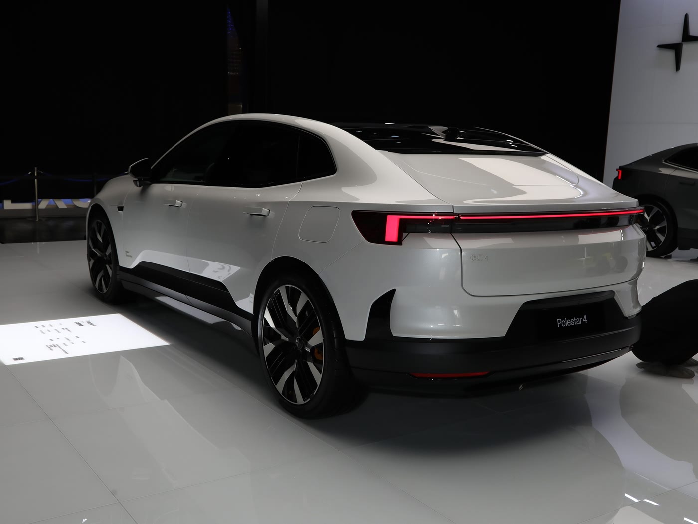 Polestar получает $200 млн от структуры Geely — хватит ли этого для спасения?