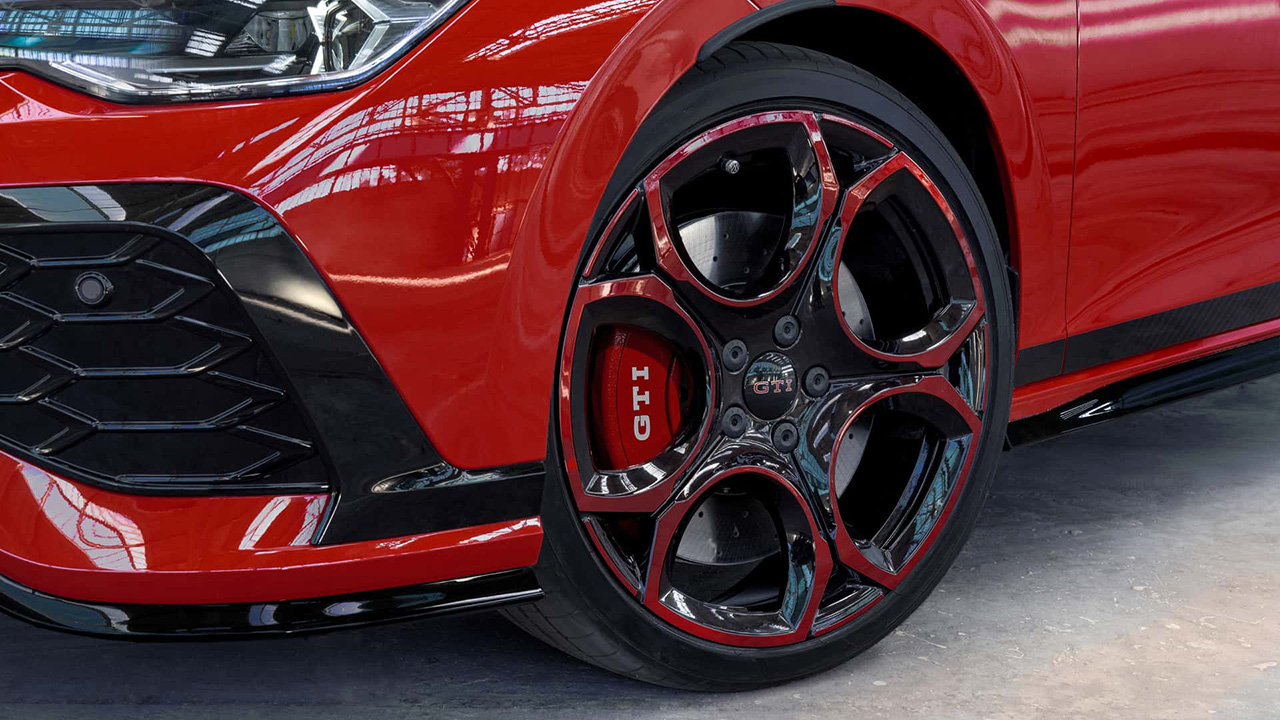 GTI на максималках: юбилейный Golf GTI Edition 50