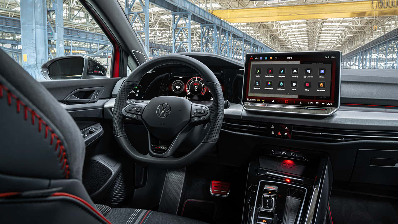 GTI на максималках: юбилейный Golf GTI Edition 50