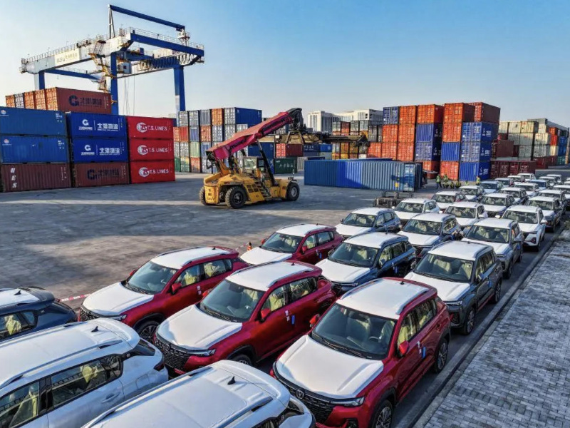 The Throne Changes Hands! China\'s Auto Exports Hit 8 Million Units, Rewriting the Century-Old Globa