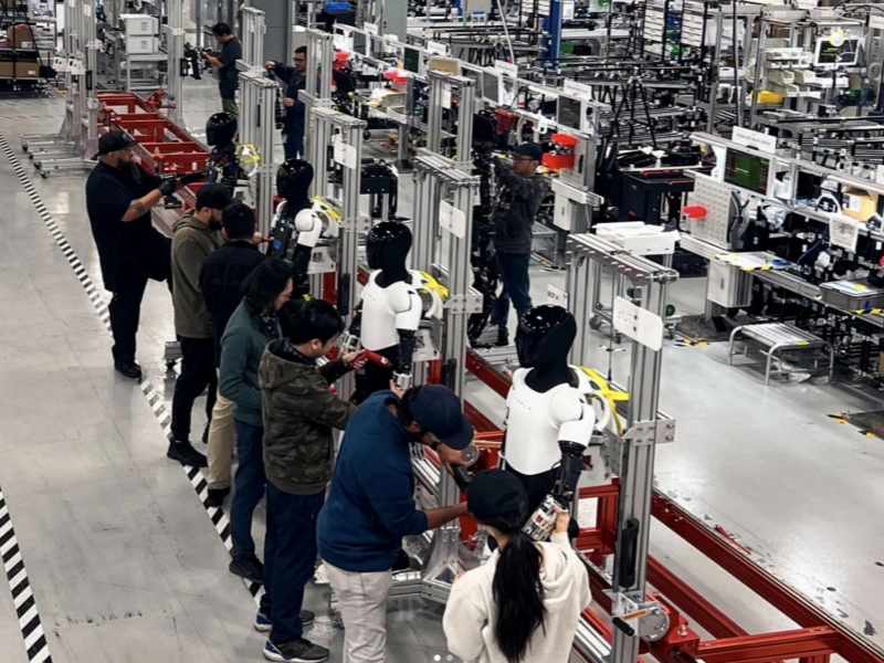 特斯拉停产老款：是机器人上位，还是电动车换赛道？