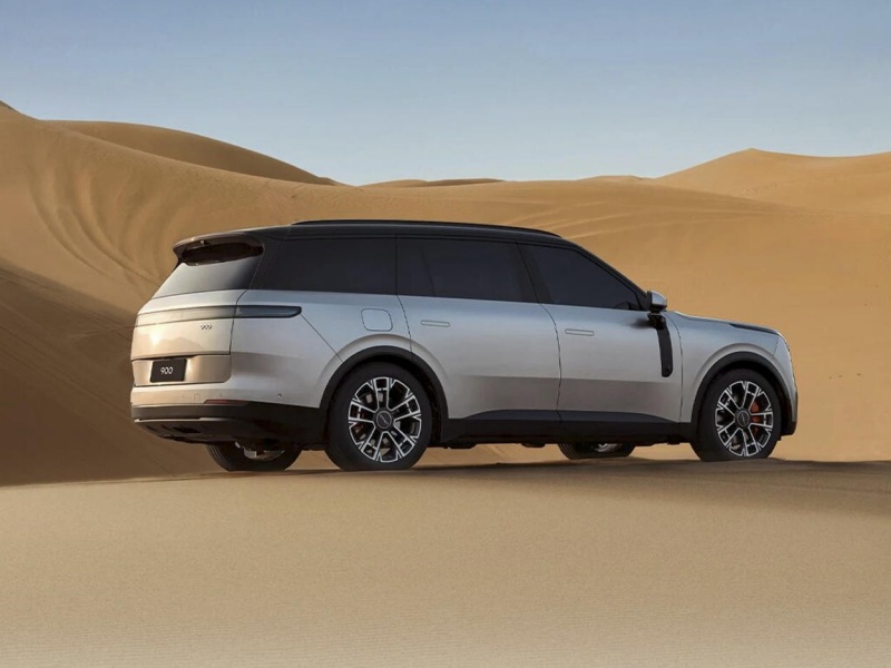 Lynk&Co 900 Launches in the UAE，with Flagship Dubai Showroom Opening Simultaneously，Marking a New Ch