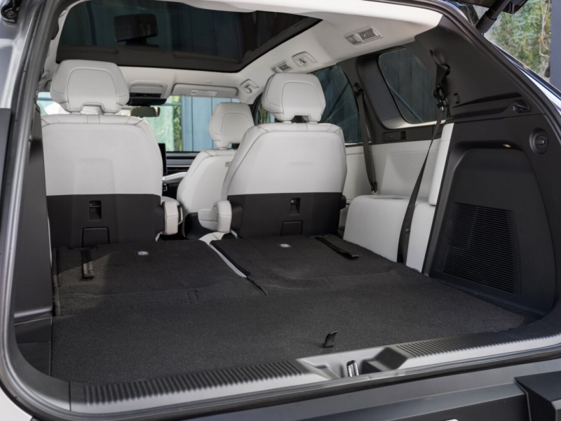 The 2027 Toyota Highlander：A 25-Year Classic Reborn，The New Answer for Family SUVs in the EV Era