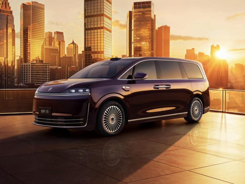 8 Must-See New Cars for the Year of the Horse，Luxury&New Energy，Each a Fine Steed