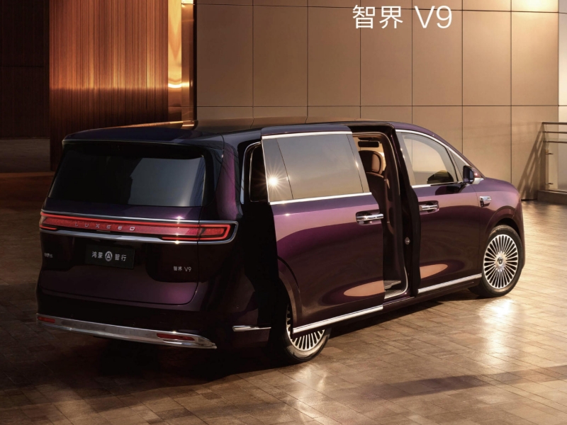 8 Must-See New Cars for the Year of the Horse，Luxury&New Energy，Each a Fine Steed