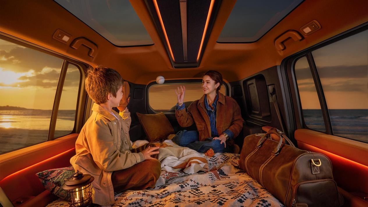 iCAUR Makes Strategic Entry into the Middle East：Announcing V27s Global Launch in UAE