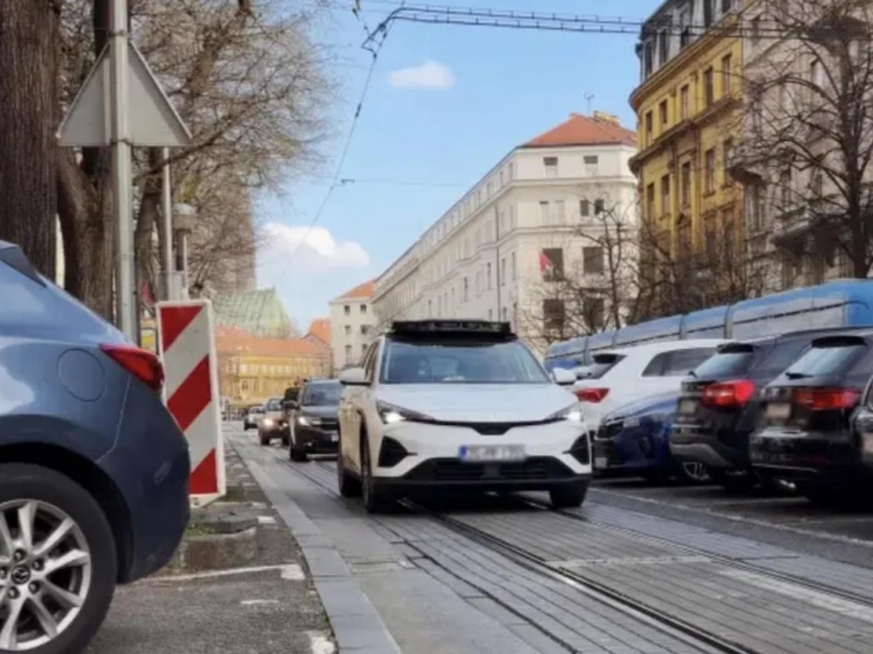 Pony.ai Teams Up with Verne and Uber to Launch Europe’s First Commercial Robotaxi