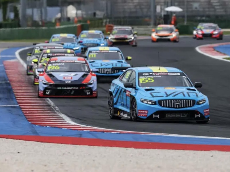 Ma Qinghua Wins FIA TCR World Tour Title in Geely Xingrui TCR