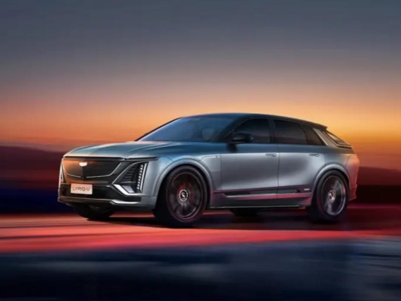 Cadillac Lyriq V Launches at 399,900 Yuan, Limited to 124 Units