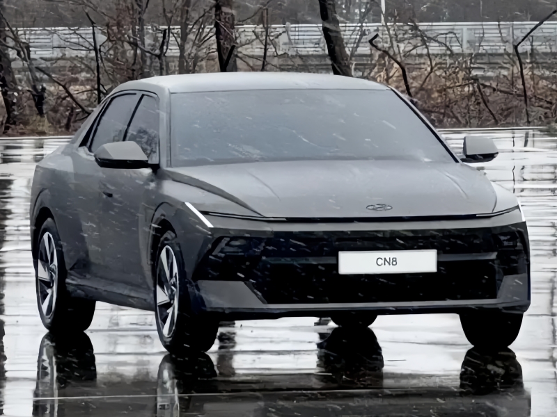 All-New Hyundai Elantra Spotted, Bold Mecha Design Makes Debut